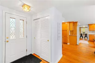 90 Bow St, East Greenwich, RI 02818 - Photo 27