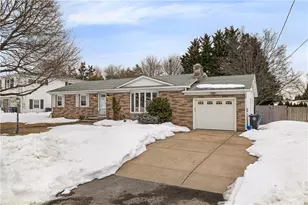 127 Dellwood Rd, Cranston, RI 02920 - Photo 1