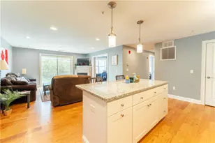 1001 Main St, East Greenwich, RI 02818 - Photo 11