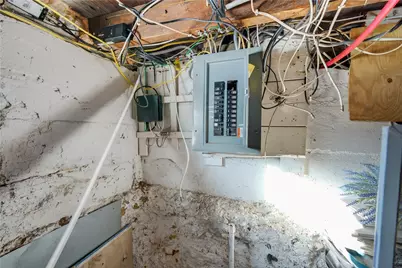 404 Church Avenue, Warwick, RI 02889 - Photo 33