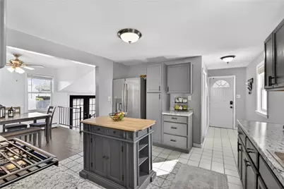 404 Church Avenue, Warwick, RI 02889 - Photo 17