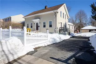 567 Providence St, Warwick, RI 02886 - Photo 13