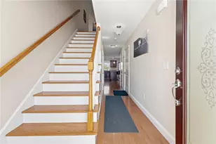 1027 Providence St, West Warwick, RI 02893 - Photo 3