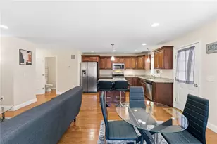 1027 Providence St, West Warwick, RI 02893 - Photo 7