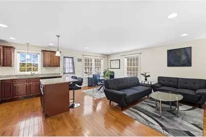 1027 Providence Street #4B, West Warwick, RI 02893 - Photo 11