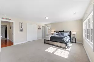 1027 Providence St, West Warwick, RI 02893 - Photo 17