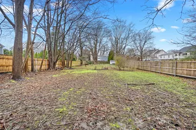 686 Hope Street #3, Bristol, RI 02809 - Photo 7