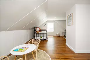 17 Rosedale Ct, Middletown, RI 02842 - Photo 21