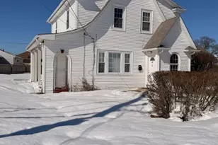 15 Pershing St, Cranston, RI 02910 - Photo 1