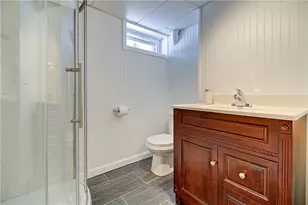 72 Westfield Dr, Cranston, RI 02920 - Photo 23