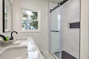 46 Hopewell Ave, Cranston, RI 02920 - Photo 35