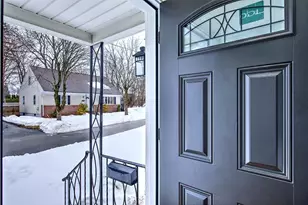 46 Hopewell Ave, Cranston, RI 02920 - Photo 9