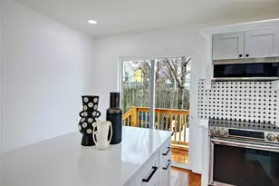 46 Hopewell Ave, Cranston, RI 02920 - Photo 21