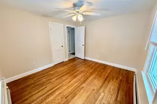 14 Amanda St, Cranston, RI 02920 - Photo 17