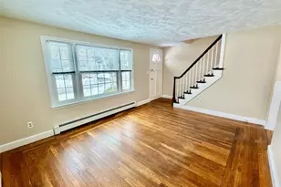 14 Amanda St, Cranston, RI 02920 - Photo 3