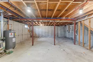 281 Swan St, Providence, RI 02905 - Photo 29