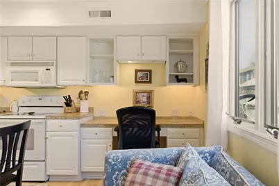 216 Goddard Row, Newport, RI 02840 - Photo 5