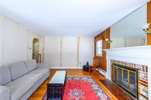 77 Gardiner Ave, East Providence, RI 02914 - Photo 9