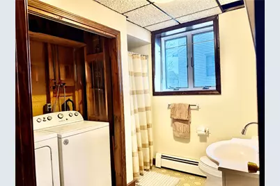 139 Suffolk Avenue, Pawtucket, RI 0261 - Photo 21