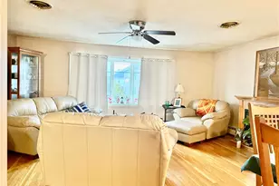 139 Suffolk Ave, Pawtucket, RI 0261 - Photo 7