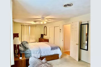 139 Suffolk Avenue, Pawtucket, RI 0261 - Photo 11