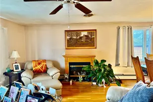 139 Suffolk Ave, Pawtucket, RI 0261 - Photo 9