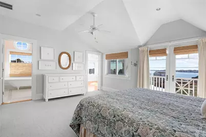 140 Tuckerman Avenue, Middletown, RI 02842 - Photo 19