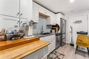 300 Smithfield Rd, North Providence, RI 02904 - Photo 7