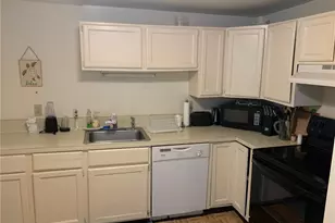 42 Lee Ave, Newport, RI 02840 - Photo 7