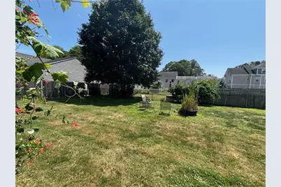 712 Hope Street #1, Bristol, RI 02809 - Photo 17