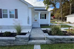 535 Hancock St, Tiverton, RI 02878 - Photo 13