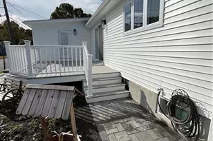 535 Hancock St, Tiverton, RI 02878 - Photo 1