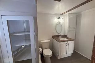 712 Hope St, Bristol, RI 02809 - Photo 15