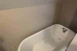 712 Hope St, Bristol, RI 02809 - Photo 13