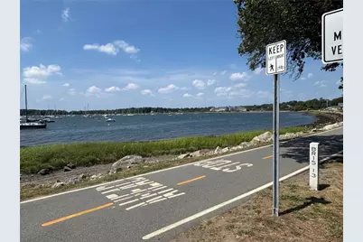 712 Hope Street #3, Bristol, RI 02809 - Photo 5