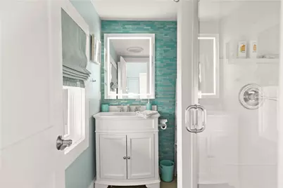 61 Green Street, Portsmouth, RI 02871 - Photo 13