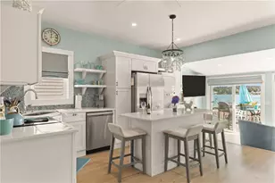 61 Green St, Portsmouth, RI 02871 - Photo 15