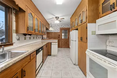 26 Chardon Drive, Portsmouth, RI 02871 - Photo 3