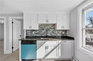 68 Touro St, Providence, RI 02904 - Photo 11