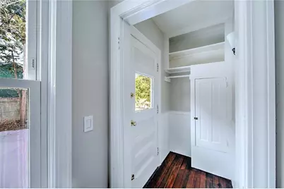 118 Everett Avenue, Providence, RI 02906 - Photo 13