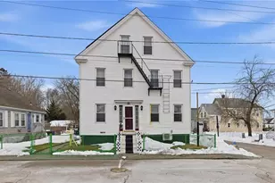 21 Monroe Ave, Bristol, RI 02809 - Photo 1