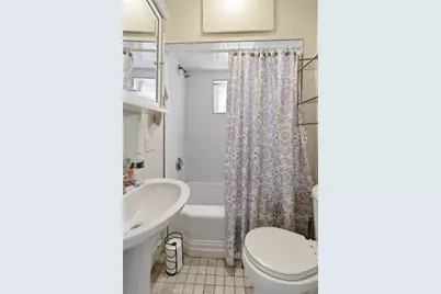 21 Monroe Avenue, Bristol, RI 02809 - Photo 9