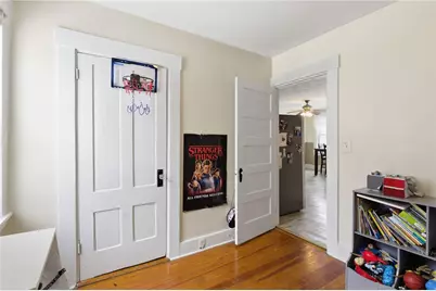 21 Monroe Avenue, Bristol, RI 02809 - Photo 11