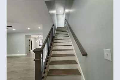 38 Ashburne Street, Pawtucket, RI 02861 - Photo 7