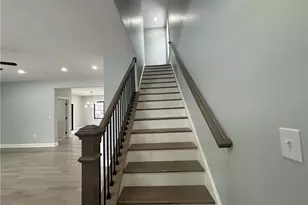 38 Ashburne St, Pawtucket, RI 02861 - Photo 7