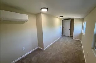 64 Ormsby Ave, Warwick, RI 02886 - Photo 15