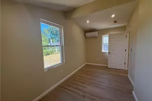 64 Ormsby Ave, Warwick, RI 02886 - Photo 9