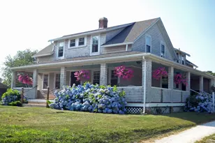 74 Park Ave, South Kingstown, RI 02879 - Photo 1