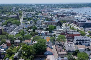 28 Pelham St, Newport, RI 02840 - Photo 13