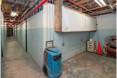 28 Pelham Street, Newport, RI 02840 - Photo 35